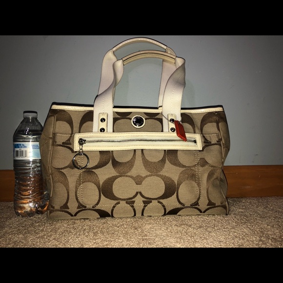 Coach Classic Bag (Final Price unless bundled) - Picture 3 of 8